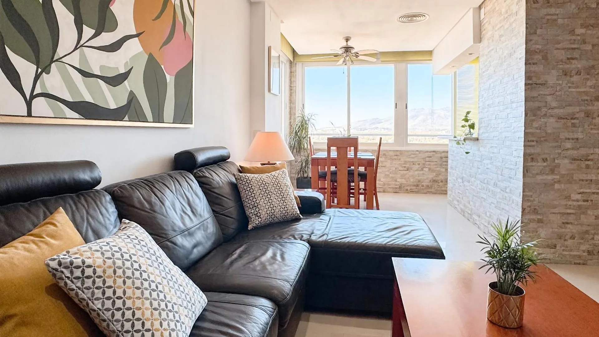 شقة Apartamento Vista Al Mar مالقة